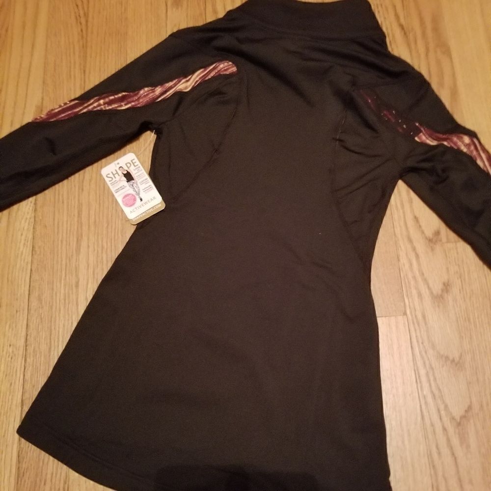 Shape | Performance Zip Neck top NWT - image 7
